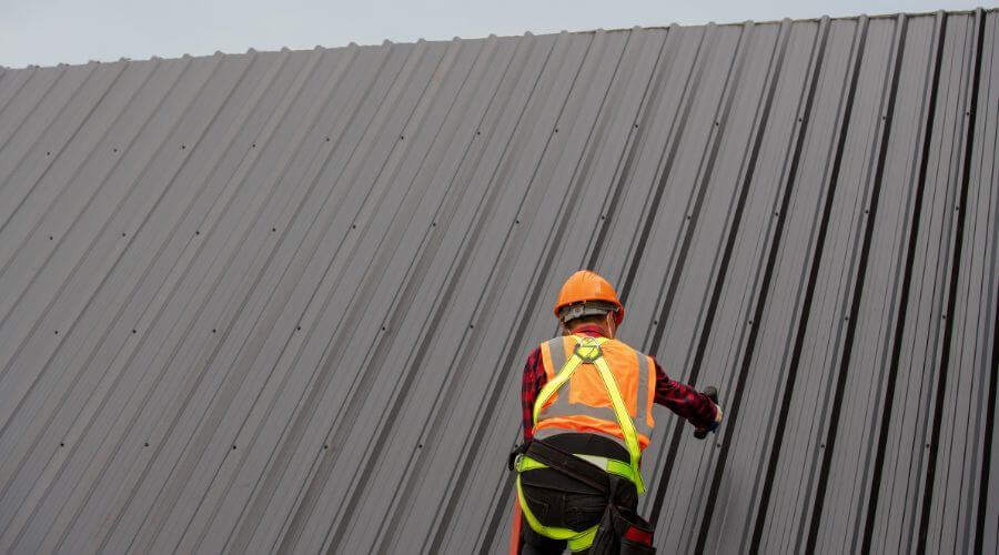 Professional Flat Roofing Installation in Donnellson, IA